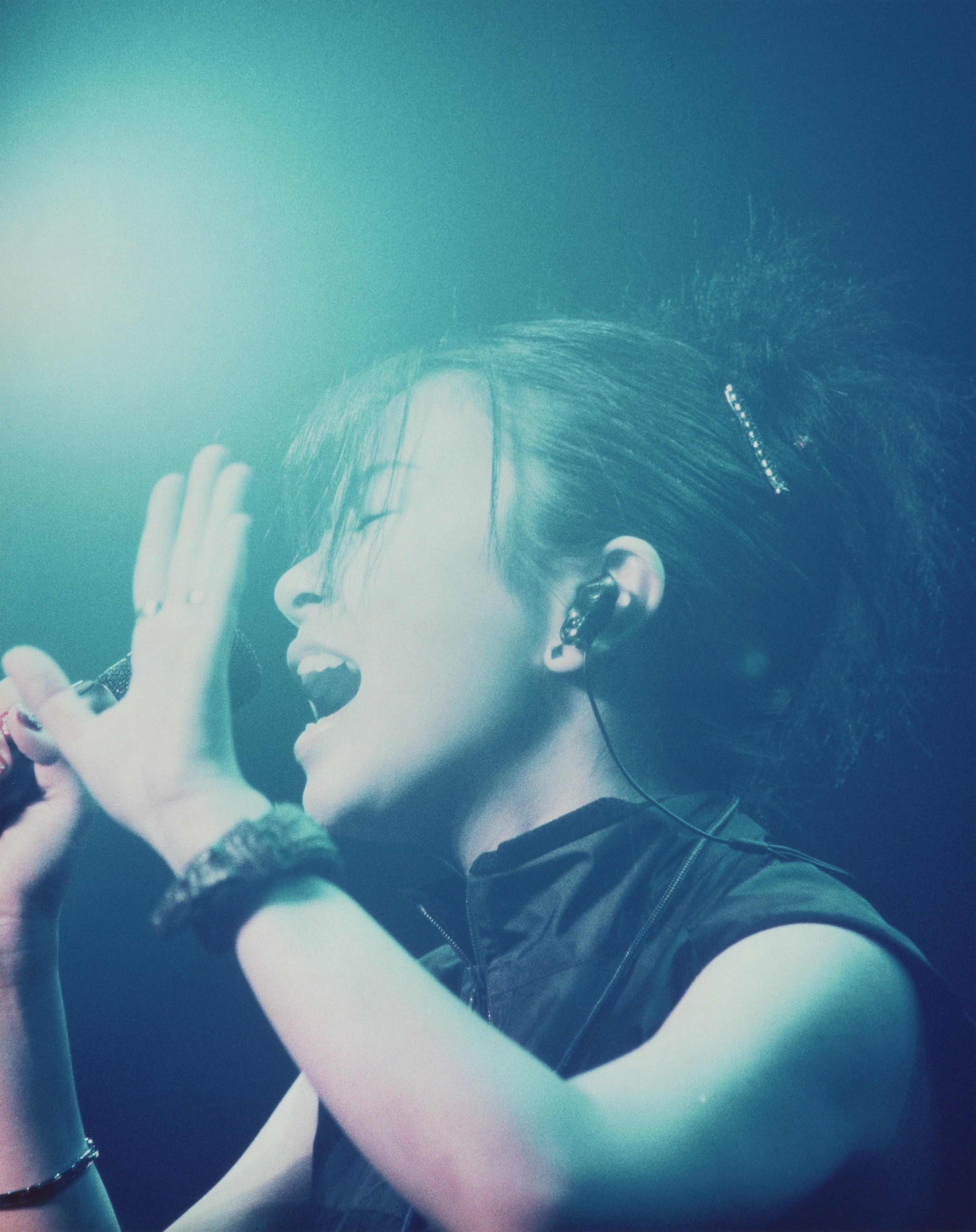 HIKARU UTADA LIVE CHRONICLES Luv Live (1999)