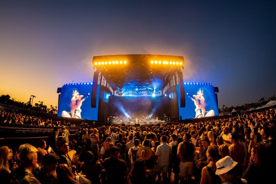 コーチェラ・フェス 88rising <Head in the Clouds Forever> ステージにて初のフェスパフォーマンスを披露! 記念EP『Head In The Clouds Forever』収録曲”T”にも参加。本日配信スタート!のサムネイル